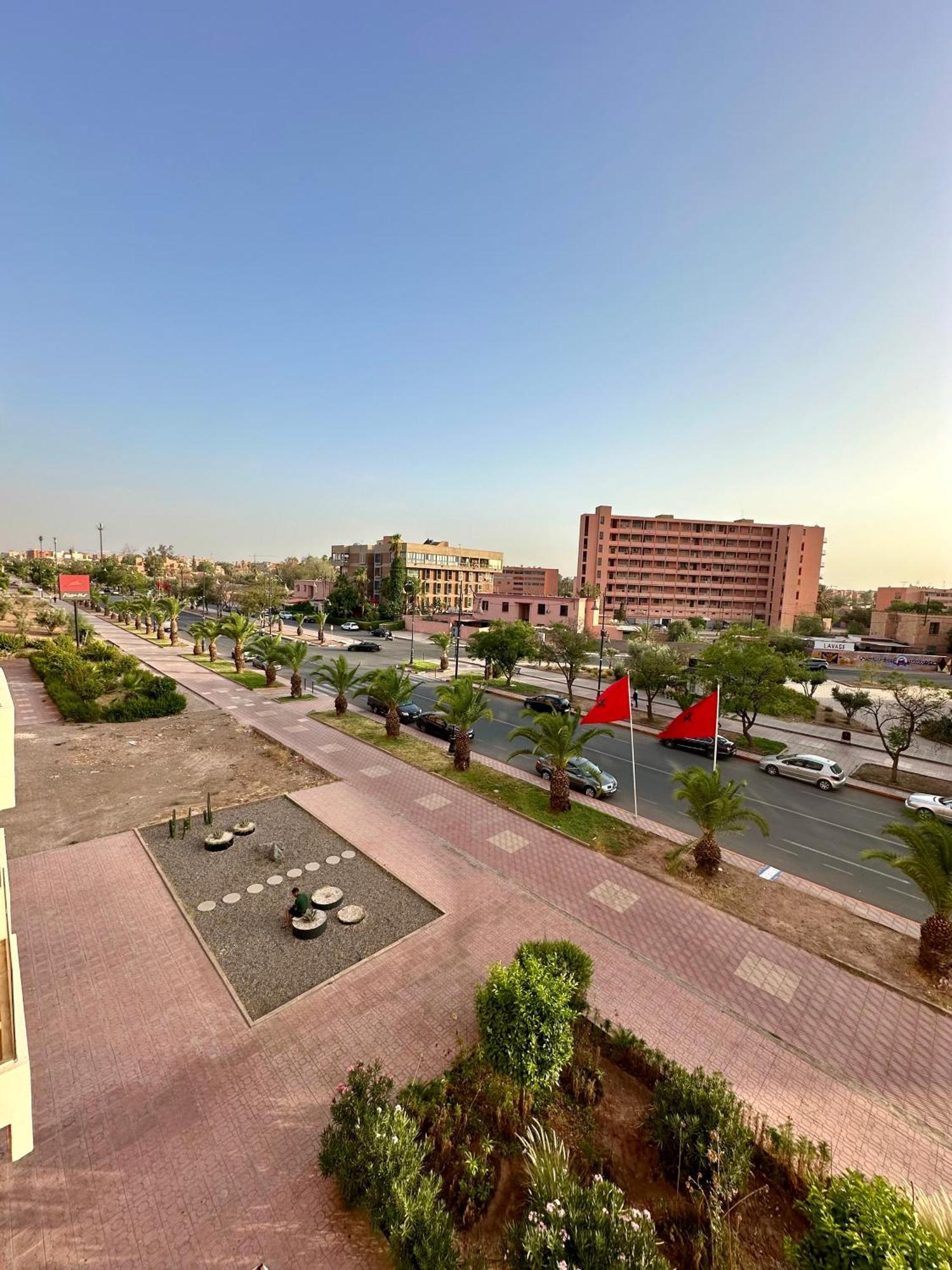 Salon A Avenue Med 6 Centre De Gueliz 10 شقة *